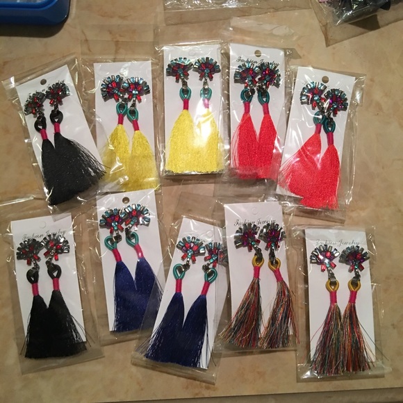 Crystal Rhinestone Tassel Earrings (yellow) - Picture 4 of 4